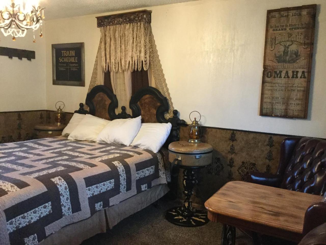 Black Bear Motel Davenport Luaran gambar