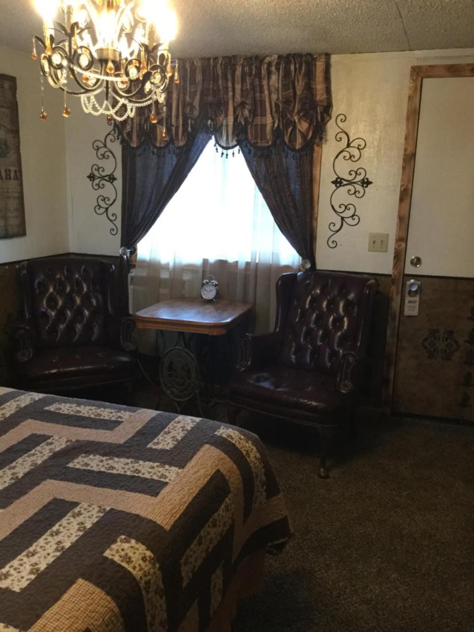 Black Bear Motel Davenport Luaran gambar