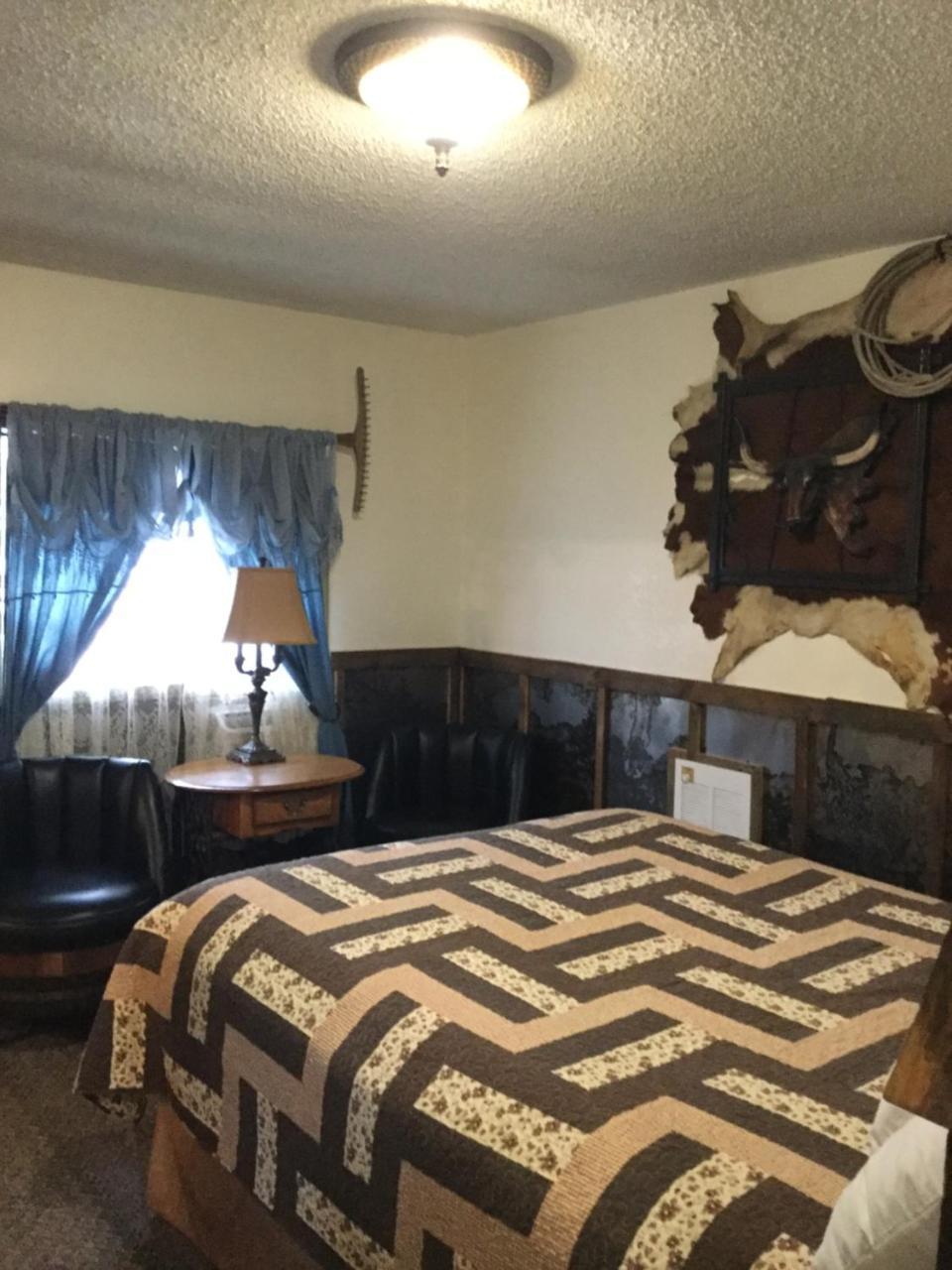 Black Bear Motel Davenport Luaran gambar