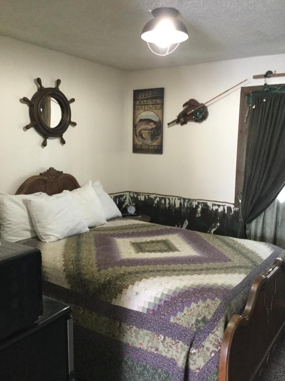 Black Bear Motel Davenport Luaran gambar