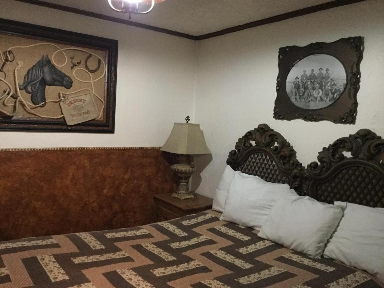 Black Bear Motel Davenport Luaran gambar