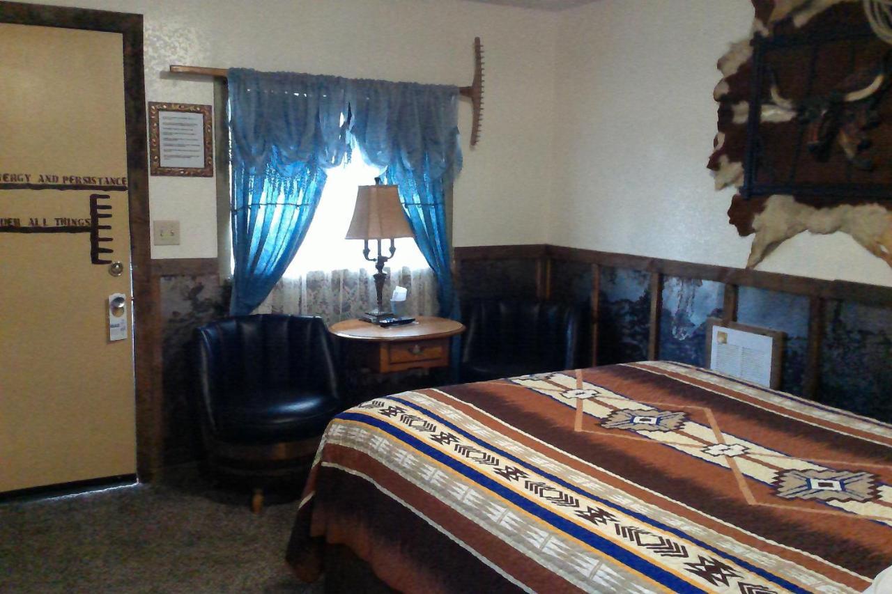 Black Bear Motel Davenport Luaran gambar