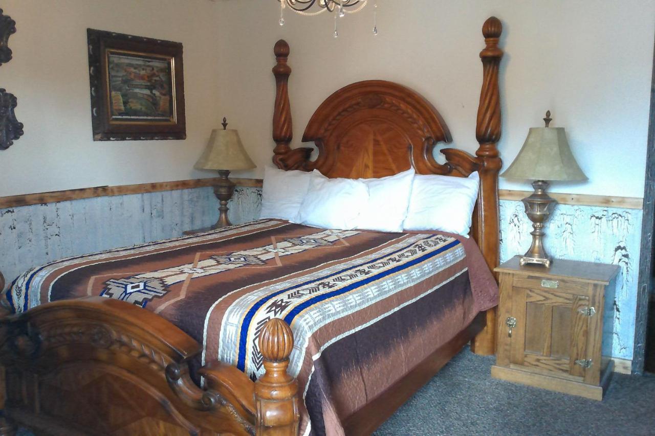 Black Bear Motel Davenport Luaran gambar